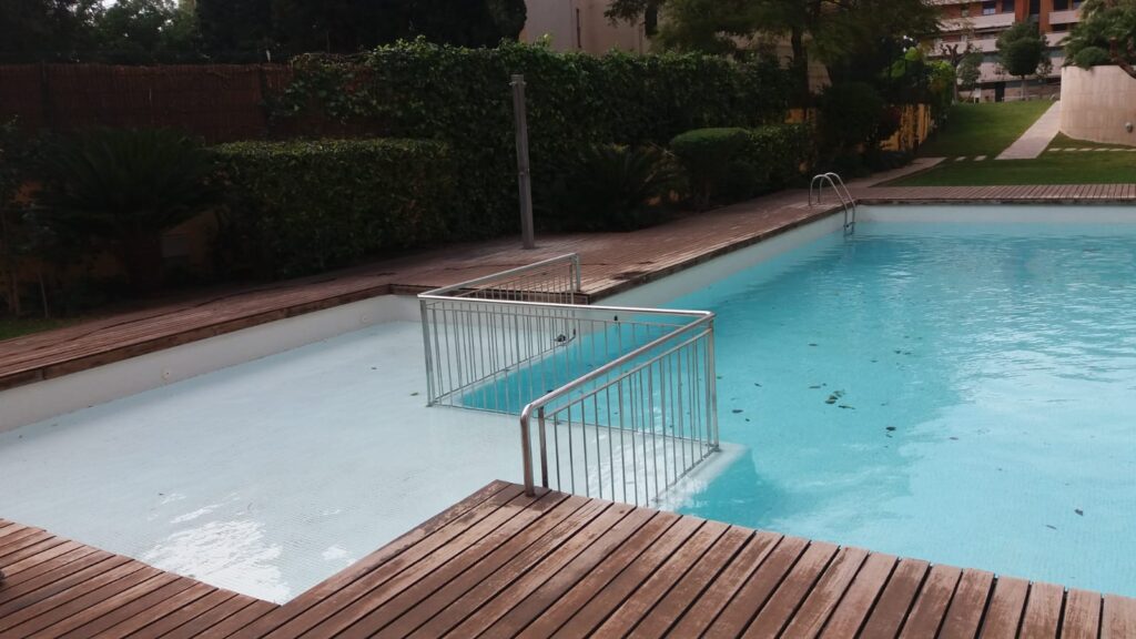 Fuga en los tubos de los circuitos de la piscina Solufugas